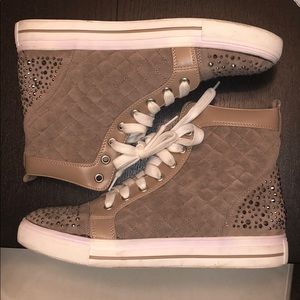 CUTE High top Sneakers